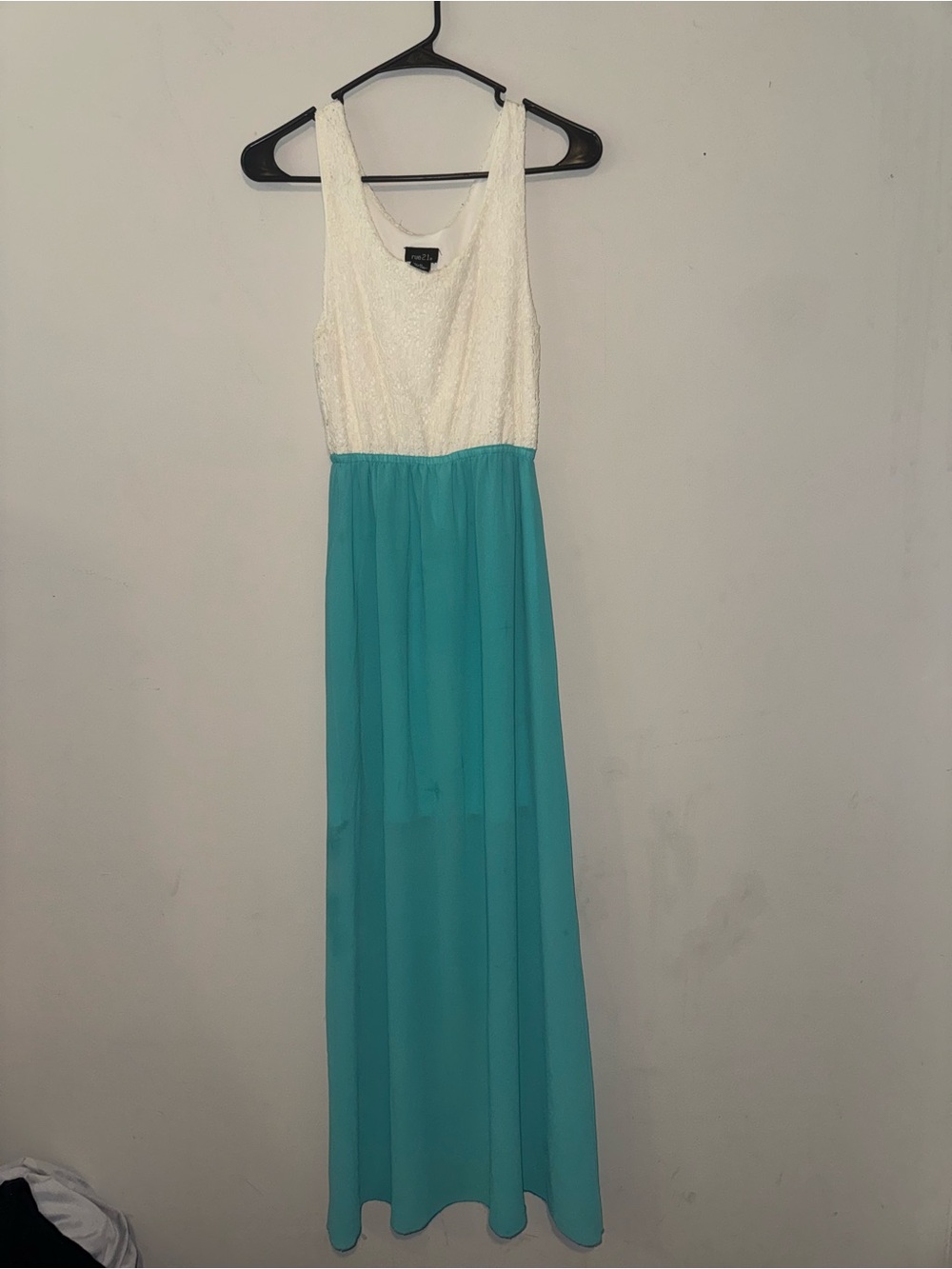 White Lace & Chiffon Maxi Dress